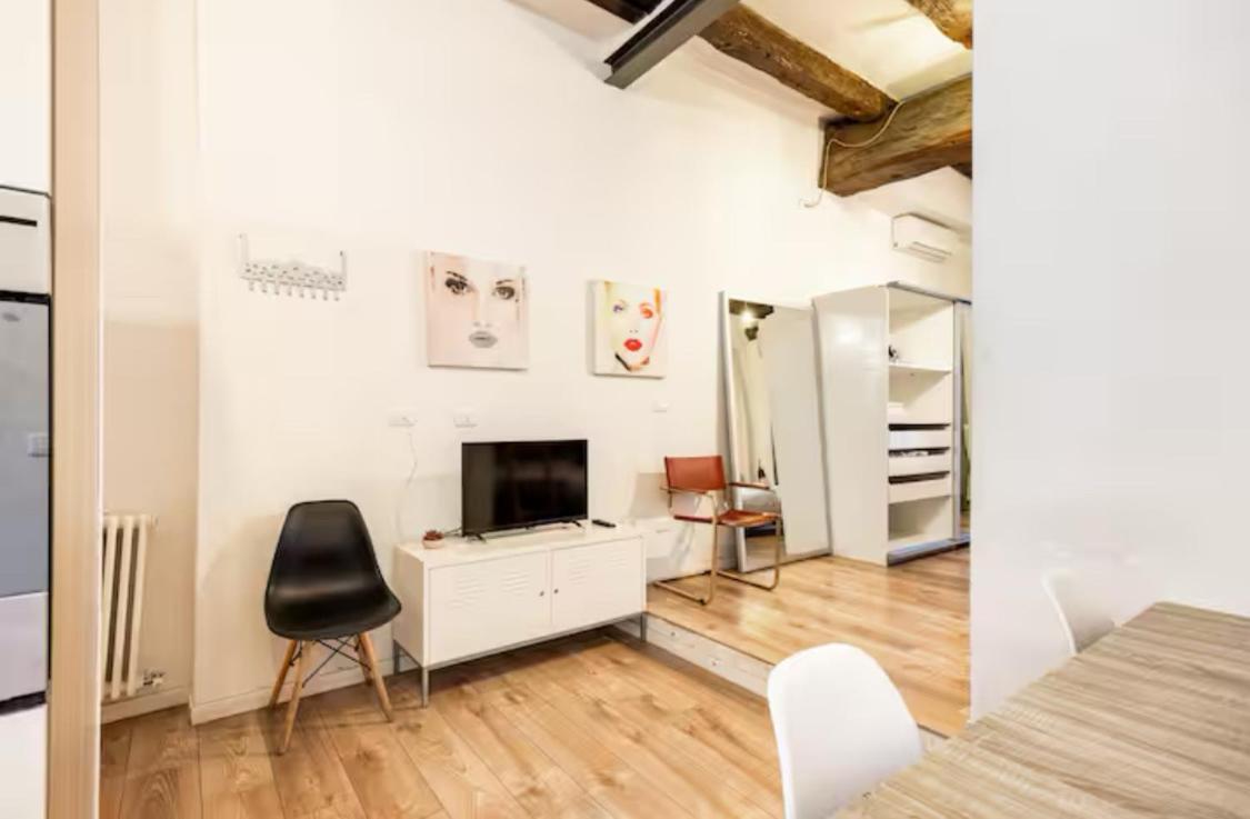 Апартаменты Downtown Loft Болонья Экстерьер фото
